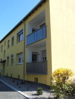 3-Raum-Wohnung mit Loggia und Gartenanteil - Forchheim (Bayern)