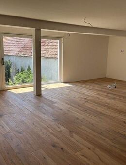 komplett sanierte Wohnung in Oerlenbach! - Oerlenbach