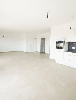 Exklusive DG-Wohnung in Wallhausen mit Einbauküche Balkon, 2 Tiefgaragenstellplätze, Erstbezug - Wallhausen (Baden-Württemberg)