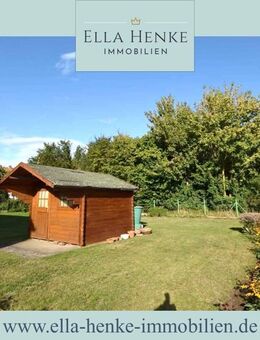 Mit 450m² Garten! Schöne, modernisierte 3-Zimmer-Wohnung mit Dielen, Einbauküche + modernem Bad. - Lengede