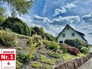 Wohnen und Vermieten mit herrlichem Weitblick auf tollem Grundstück in Würdinghausen! - Kirchhundem