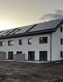 VERMIETUNG: Neubau großzügiges Reihenmittelhaus mit 6 Zimmern zu vermieten - Dettingen (Iller)