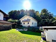 Ein- bis Zweifamilienhaus mit Potenzial in Brannenburg - Brannenburg