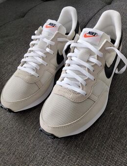 Nike Challenger OG neu - Wolfsburg