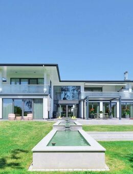 Außergewöhnliche Villa für besondere Ansprüche! - Vöhringen (Baden-Württemberg)