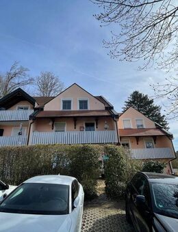 Schöne 2-Zimmer-Wohnung mit Terrasse, Kellerabteil und Garage - Mallersdorf-Pfaffenberg