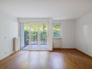 Helle Erdgeschosswohnung mit Terrasse - Berlin