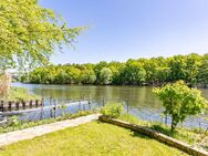 **Exklusives Haus direkt am Kleinen Wannsee - mit privatem Wasserzugang** - Berlin