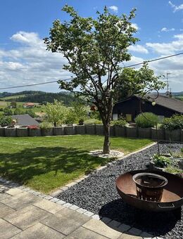 Nh. Grafenau: Modernisiertes 1 - 2 Fam.-Haus/Ferienhaus m. PV-Anlage - herrliche Aussichtslage! - Grafenau (Bayern)