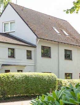 Renditeobjekt mit Baugrundstück im Reinbeker Zentrum - Reinbek