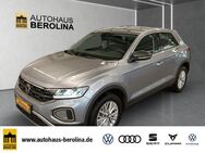 VW T-Roc, 1.0 TSI Digi C, Jahr 2024 - Berlin