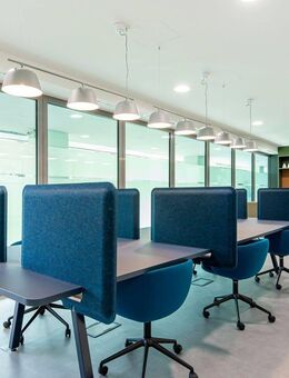 Buchen Sie einen reservierten Coworking-Arbeitsplatz oder Hot Desk in Regus Neumarkt - Leipzig