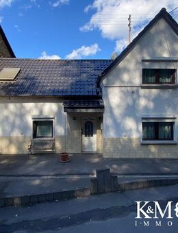 Ideal für Familien: Gepflegtes Haus mit Garten und Doppelcarport - Dümpelfeld