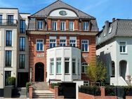 Helle Mietwohnung mit bis ca. 4,3 m Deckenhöhe und Aufzug in begehrter Lage - Hamburg
