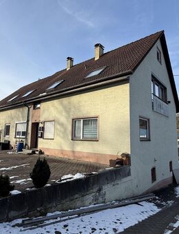 Zweifamilienhaus mit angrenzendem Baugrundstück in Trochtelfingen! - Trochtelfingen