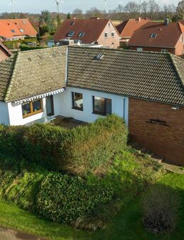 Bungalow mit Keller und Tiefgarage - Bröckel