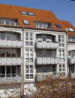 SCHÖNE HELLE, NEUWERTIGE 2. ZIMMER DIREKT VOM EIGENTÜMER - Frankfurt (Main)