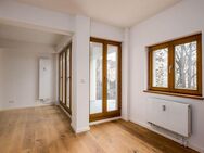 Dachgeschoss-Maisonette-Wohnung mit 3 Zimmern und Südbalkon - Berlin