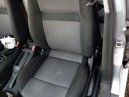 VW Golf 4 1,4L1,6L 2Ll 4 tüerig Achse Bremse Fahrwerk Sitze Schlachtfest - Bocholt Zentrum