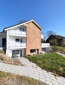 251,91 m² Wfl.-Haus aus 1970, 1 große Whg + 1 Whg + 4 Appartments, auf 1507 m² Grund, 210 m zum Strandweg in Pelzhaken - Neustadt (Holstein)