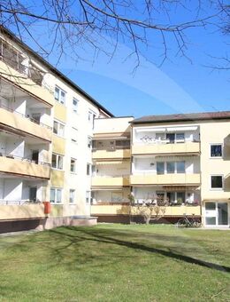 Gepflegt,ruhig und zentral gelegen: Gut geschnittene 3,5-Zimmerwohnung in Erding - Erding