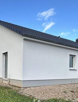 Neuwertiger Bungalow in Abenberg - Wärmepumpe, Fußbodenheizung, Ausbaupotenzial - Abenberg