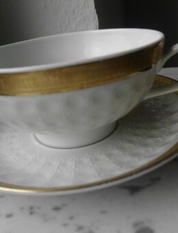 Edelstein Porzellan 6 Suppentassen weiß Relief Gold Retro Vintage zus. 12,- - Flensburg
