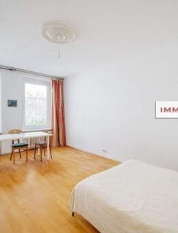 IMMOBERLIN.DE - Ruhige Altbauwohnung mit hellem Ambiente im Schillerkiez - Berlin