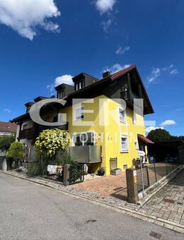 Gemütliche Dachgeschosswohnung im Staubinger Osten - Straubing