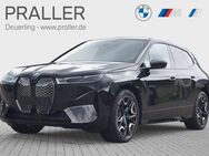 BMW iX, xDrive50 Aktivlenkung M-Interieur HarmanKardon Laserlicht Multi-Sitze, Jahr 2022 - Deuerling