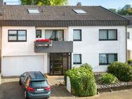 Sehr schönes und ruhig gelegenes Einfamilienhaus mit Einliegerwohnung, großer Garage sowie Garten zu verkaufen + Riegelsberg - Riegelsberg