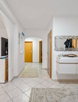 Licht, Raum, Lebensqualität - 3-Zimmer-Wohnung im gepflegten 3-Familienhaus - Mutterstadt