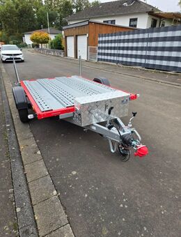 STEMA Motorradanhänger inkl Plane und Bordwänden - Laubach Zentrum