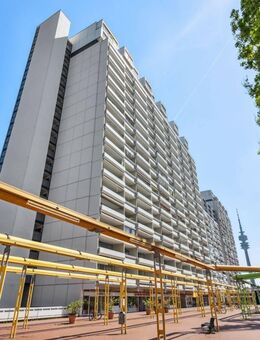 Top Gelegenheit! Bezugsfrei und frisch modernisiert - 1-Zimmer-Apartment am Olympiapark - München