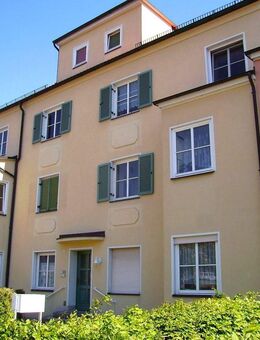 Vermietete 2-Raumwohnung in Marienthal mit Balkon, Tageslichtbad u. Stpl.! Blick ins Erzgebirge! - Zwickau