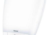 BEURER Tageslichtlampe TL 80 Tageslichtleuchte zur Simulation von Tageslicht an dunklen Tagen, Leuchtstofflampe, Tageslichtweiß, 10.000 Lux Lichtstärke, Medizinprodukt, einfache Ein-Knopf-Anwendung