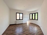 Zentral, hell, gemütlich: 2-Zimmer-Wohntraum auf der Weststraße! - Hohenstein-Ernstthal