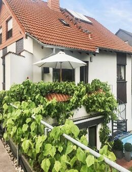 Solide Kapitalanlage, clever genutzt mit einer Gewerbeeinheit und einer Wohneinheit - Bonn