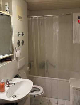 Kapitalanleger aufgepasst!! Vermietete Wohnung mit überdachtem Balkon und Tiefgaragenstellplatz zum Kauf gesucht? - Gingen (Fils)