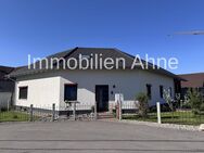 Modernes Wohnen auf einer Ebene - Bungalow mit ELW und Doppelgarage - Stetten! - Stetten (Bayern)