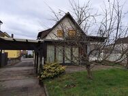 Ettlingenweier: Freist. Haus auf gr. Grundstück (inkl. Bauplatz für ein freist. 1-Fam.-H. o. DHH!) - Ettlingen