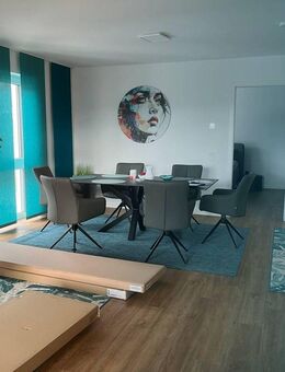 Stilvoll geschnittene 3-Zimmer-Wohnung mit zwei Balkonen - Heidenheim (Brenz)