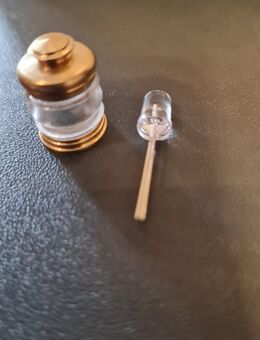 Mast Rundum Toplampe 18x12mm und 3V. LED Klar Messing - Düsseldorf