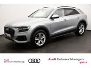 Audi Q8, 55 TFSI quattro, Jahr 2023 - Wolfsburg