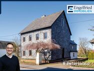 Ehemaliges Pfarrhaus von Peterswald stillt Sehnsucht nach Nostalgie - Peterswald-Löffelscheid