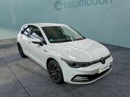 VW Golf, 1.5 TSI VIII Style heizb Lenkrad, Jahr 2023 - München