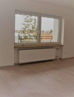Modern sanierte 2-Zimmer-Wohnung mit zwei Balkonen - Bezug ab 09/2025 - Nürnberg