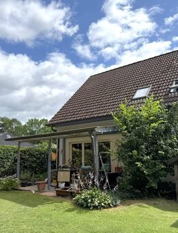 Verbundenes Einfamilienhaus mit Süd- West Terrasse und Carport in gewachsener ruhiger Ortslage - Büchen