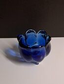 kleine kobaltblaue Formvase Glastulpe mit 3 Füßen aus Spaien Glasvase in 90427