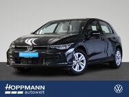 VW Golf, 1.5 l TSI Life OPF, Jahr 2022 - Herborn (Hessen)